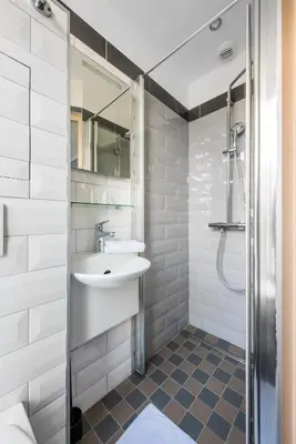 Salle de bains dans l'établissement District Republique
