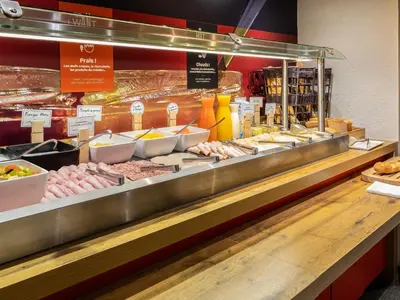 Nourriture dans l'hôtel ou à proximité