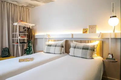 Un ou plusieurs lits dans un hébergement de l'établissement ibis Maine Montparnasse