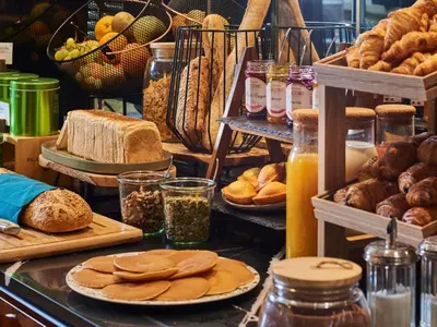Nourriture dans l'hôtel ou à proximité