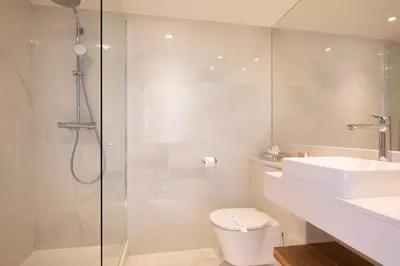 Salle de bains dans l'établissement Hotel De Suede Saint Germain
