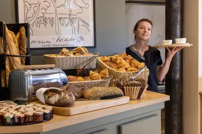 Nourriture dans l'hôtel ou à proximité