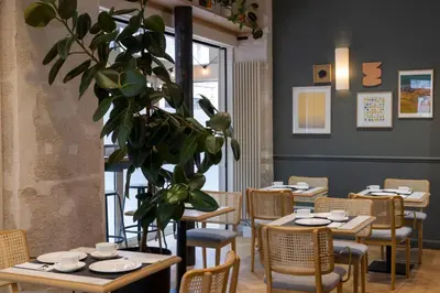 Restaurant ou autre lieu de restauration dans l'établissement Hotel Abbatial Saint Germain
