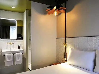 Un ou plusieurs lits dans un hébergement de l'établissement ibis Styles Paris Gare De Lyon TGV