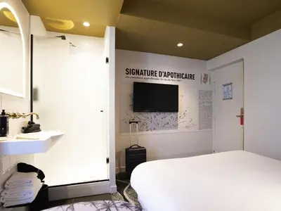 Télévision ou salle de divertissement dans l'établissement ibis Styles Paris Gare De Lyon TGV
