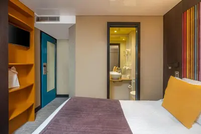 Salle de bains dans l'établissement Hôtel Du Vieux Saule