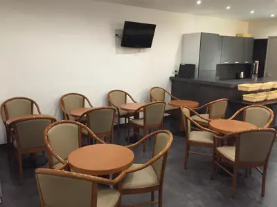 Cuisine ou kitchenette dans l'établissement Hôtel Liège Strasbourg