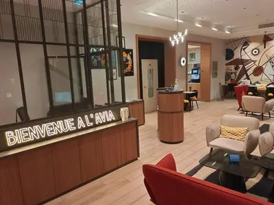 Coin salon dans l'établissement Avia Hôtel Saphir Montparnasse