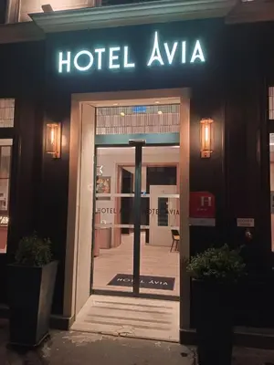Certificat, récompense, panneau ou autre document affiché dans l'établissement Avia Hôtel Saphir Montparnasse