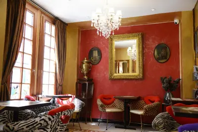 Coin salon dans l'établissement Hôtel Malar