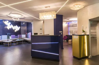 Hall ou réception de l'établissement Le Bon Hôtel