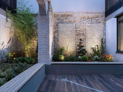Jardin de l'établissement ibis Styles Paris La Défense Courbevoie