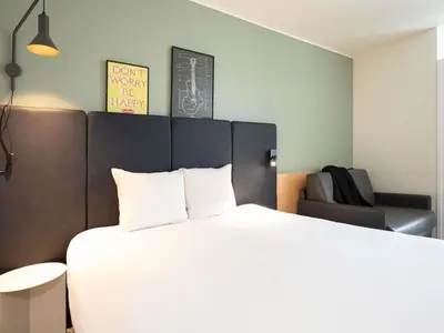 Un ou plusieurs lits dans un hébergement de l'établissement ibis Paris Gare de Lyon Ledru Rollin