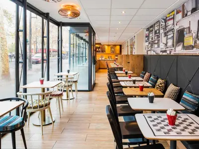 Coin salon dans l'établissement ibis Paris Gare de Lyon Diderot