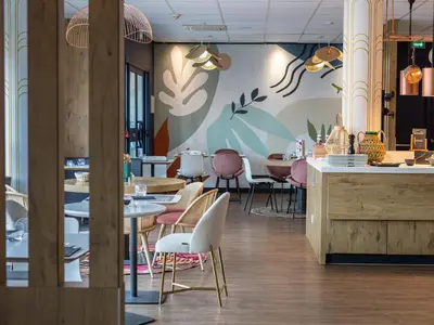 Coin salon dans l'établissement ibis Issy les Moulineaux 
