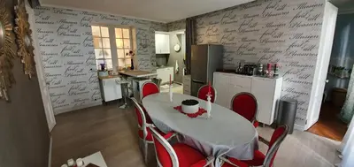 Cuisine ou kitchenette dans l'établissement à 10 mn à pied de Montmartre