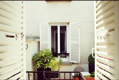 Balcon ou terrasse dans l'établissement Le Victor Hugo