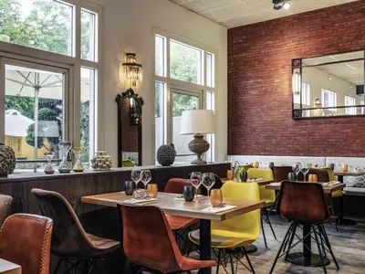 Restaurant ou autre lieu de restauration dans l'établissement Mercure Paris Porte de Pantin