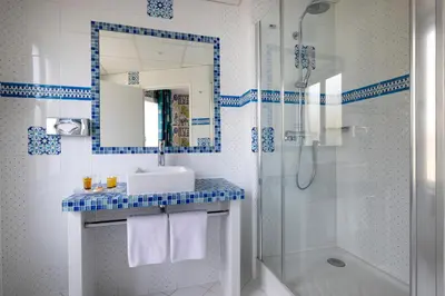 Salle de bains dans l'établissement Hotel le 46