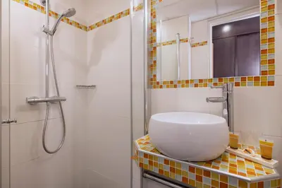 Salle de bains dans l'établissement Hotel le 46