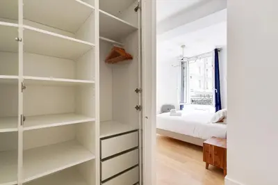 Un ou plusieurs lits dans un hébergement de l'établissement Pick A Flat's Apartment in Le Marais - Rue Saint Apoline