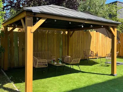 Jardin de l'établissement Ibis Styles Paris Saint Denis La Plaine
