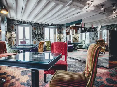 Coin salon dans l'établissement Hotel Le Notre Dame Saint Michel