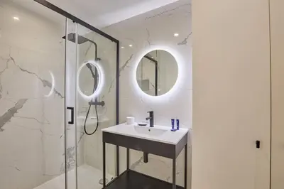 Salle de bains dans l'établissement Apartment center of Paris by Studio prestige