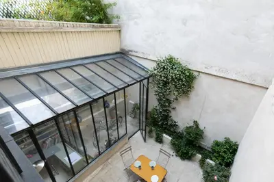 Balcon ou terrasse dans l'établissement Sumptuous house with patio