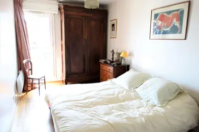 Un ou plusieurs lits dans un hébergement de l'établissement Beautiful Authentic Apt Near Bastille