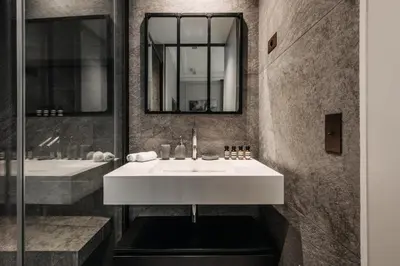 Salle de bains dans l'établissement HIGHSTAY - Luxury Serviced Apartments - Rue de Rivoli