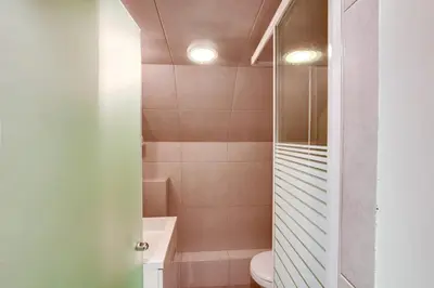 Salle de bains dans l'établissement Unit 011 Saint Germain des Près (Seine)