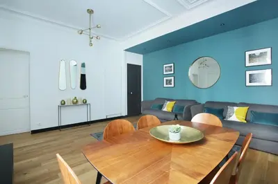 Coin salon dans l'établissement Apartment Champ de Mars - Tour Eiffel by Studio prestige