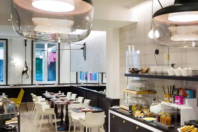 Nourriture dans l'hôtel ou à proximité