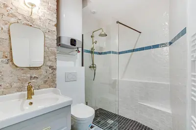 Salle de bains dans l'établissement Pick A Flat's Apartment in Louvre Saint Honoré