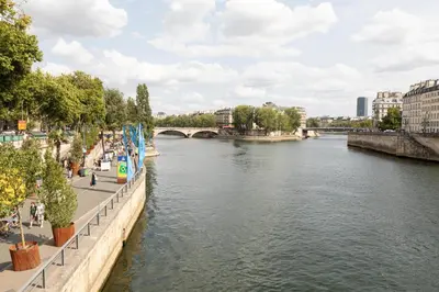Vue sur la rivière ou le fleuve situé(e) à proximité de l'appartement