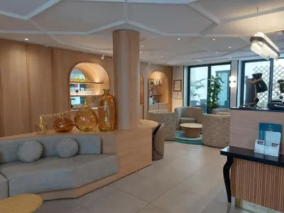 Coin salon dans l'établissement Mercure Paris Arc de Triomphe Wagram