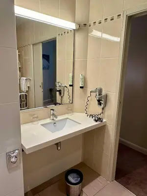 Salle de bains dans l'établissement Best Western Empire Elysees