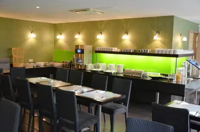 Restaurant ou autre lieu de restauration dans l'établissement Hôtel Saint-Charles