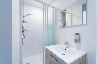 Salle de bains dans l'établissement GH Apartment Pasteur-Montparnasse