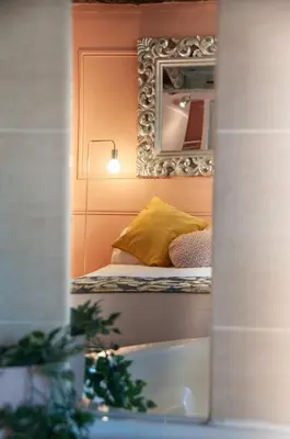 Un ou plusieurs lits dans un hébergement de l'établissement Hôtel Petit Saint-Honoré