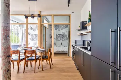 Cuisine ou kitchenette dans l'établissement NEW Loft Apartment in the Heart of Paris - An Ecoloflat