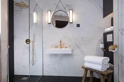 Salle de bains dans l'établissement Hôtel Maxim Quartier Latin