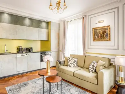 Cuisine ou kitchenette dans l'établissement Merveil - Luxury Suite - Louvre -Sebastopol I
