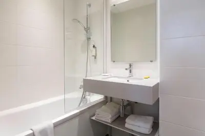 Salle de bains dans l'établissement Hotel Paris Italie