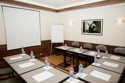 Espace de conférence ou salle de réunion dans l'établissement Best Western Select Hotel