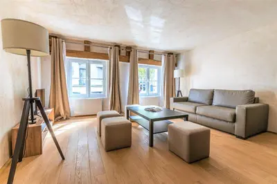 Coin salon dans l'établissement Luxurious & Design Flat 2BR/8P- Boulevard Saint Germain
