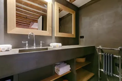 Salle de bains dans l'établissement Outstanding Luxury Flat 4P-Boulevard Saint Germain