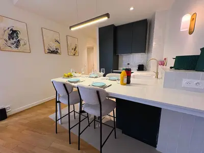 Cuisine ou kitchenette dans l'établissement L'appartement Magdebourg