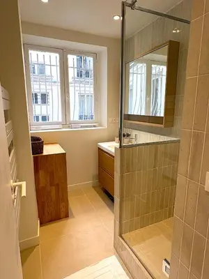 Salle de bains dans l'établissement L'appartement Magdebourg